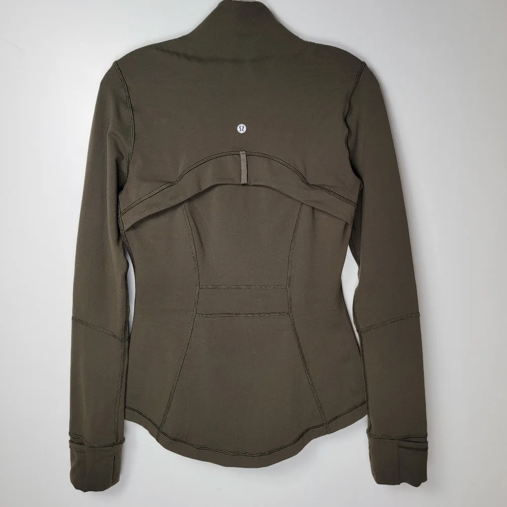 lululemon athletica Olive Green Form-Fitting Zip Jacket - Picture 5 of 9